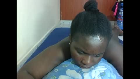 Snapshot of hotebbbyy chatting on February 24, 2026, 4:38 pm EBBY online show from February 24, 2026, 4:38 pm