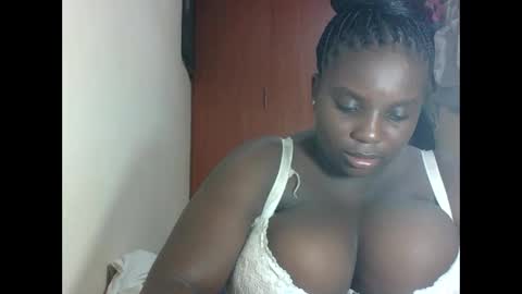 Snapshot of hotebbbyy chatting on May 10, 2026, 7:30 pm EBBY online show from May 10, 2026, 7:30 pm