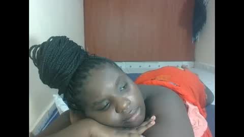 Snapshot of hotebbbyy chatting on May 16, 2026, 2:27 pm EBBY online show from May 16, 2026, 2:27 pm