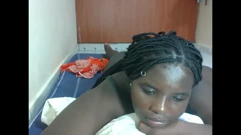 Snapshot of hotebbbyy chatting on May 19, 2026, 1:56 am EBBY online show from May 19, 2026, 1:56 am