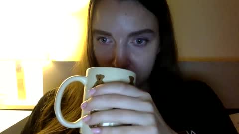 effy online show from December 2, 2024, 9:17 pm