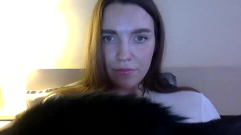 effy online show from March 3, 2025, 5:42 am