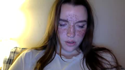 Snapshot of hoteffy chatting on February 13, 2026, 10:28 pm effy online show from February 13, 2026, 10:28 pm