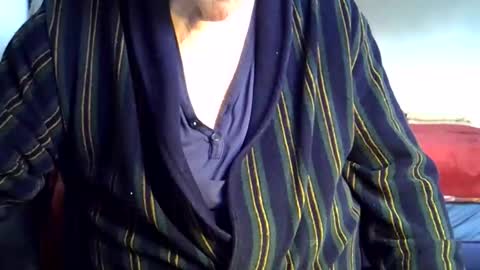 hotejok online show from November 27, 2025, 11:45 am