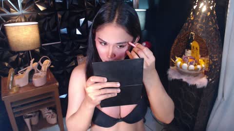 EVA online show from January 3, 2025, 4:33 am