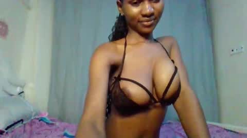 hotfalling706077 online show from December 27, 2024, 10:59 pm