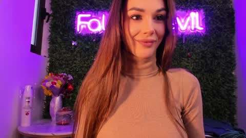 hotfallingdevil online show from March 24, 2026, 5:23 am