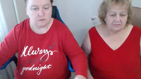 Snapshot of hotfiremommy chatting on October 3, 2025, 7:05 am LimonkaFire online show from October 3, 2025, 7:05 am