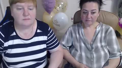Snapshot of hotfiremommy chatting on October 17, 2025, 7:16 pm LimonkaFire online show from October 17, 2025, 7:16 pm