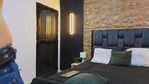 Snapshot of hotfuckers4uu chatting on February 1, 2025, 7:23 pm felipe marcello online show from February 1, 2025, 7:23 pm