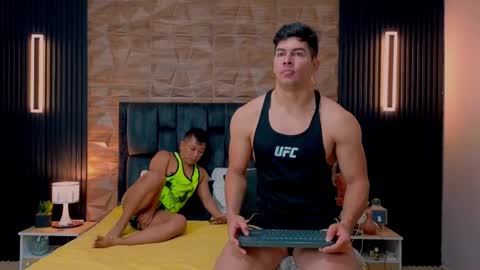 Snapshot of hotfuckers4uu chatting on September 17, 2025, 2:52 pm felipe marcello online show from September 17, 2025, 2:52 pm