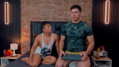 Snapshot of hotfuckers4uu chatting on October 14, 2025, 2:40 pm felipe marcello online show from October 14, 2025, 2:40 pm