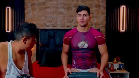 Snapshot of hotfuckers4uu chatting on October 16, 2025, 2:40 pm felipe marcello online show from October 16, 2025, 2:40 pm