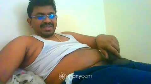 hotgluteus4321 online show from February 21, 2026, 7:42 am