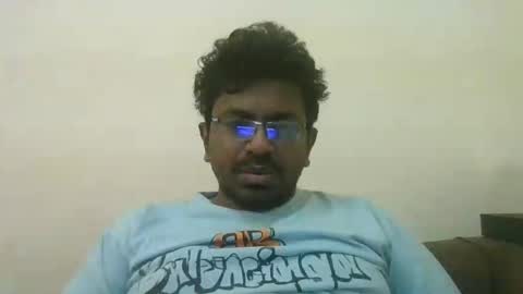 hotgluteus4321 online show from May 17, 2026, 5:42 pm