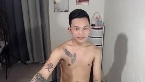 hotguy0503 online show from October 16, 2025, 4:35 am