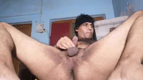 hotguy333526 online show from June 5, 2026, 10:48 pm
