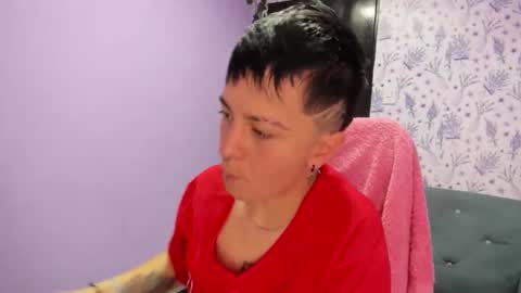 hannah online show from November 9, 2025, 2:10 am