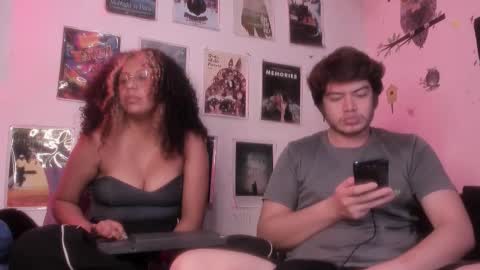 Snapshot of hothoneychile chatting on February 2, 2026, 2:21 am Sam and Nico online show from February 2, 2026, 2:21 am