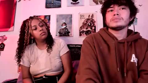 Snapshot of hothoneychile chatting on February 4, 2026, 2:28 am Sam and Nico online show from February 4, 2026, 2:28 am