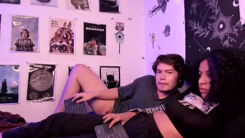 Snapshot of hothoneychile chatting on February 11, 2026, 5:34 am Sam and Nico online show from February 11, 2026, 5:34 am