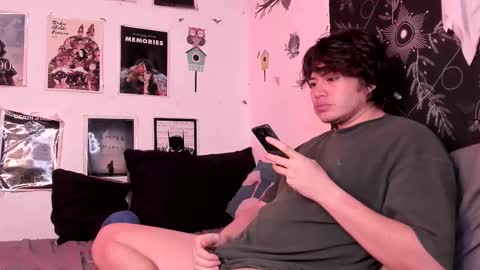 Snapshot of hothoneychile chatting on March 1, 2026, 2:35 am Sam and Nico online show from March 1, 2026, 2:35 am