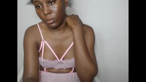 hotjessie0 online show from February 1, 2025, 7:15 am