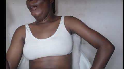 hotjessie0 online show from September 16, 2025, 8:37 am