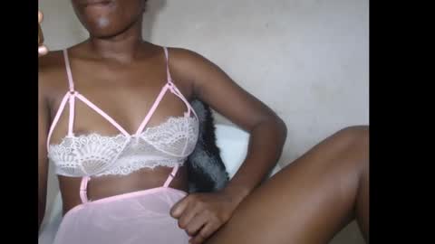 hotjessie0 online show from October 28, 2025, 5:55 am