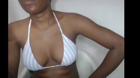 hotjessie0 online show from February 19, 2026, 5:14 am