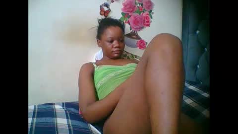 LOYCE online show from December 3, 2025, 1:13 am