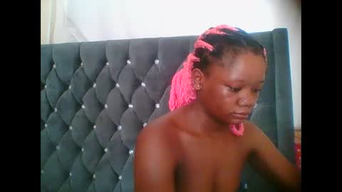 LOYCE online show from December 19, 2025, 7:15 am