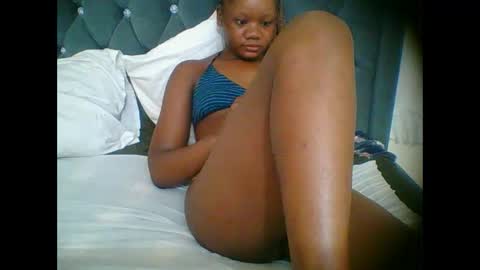 LOYCE online show from January 7, 2026, 7:27 pm