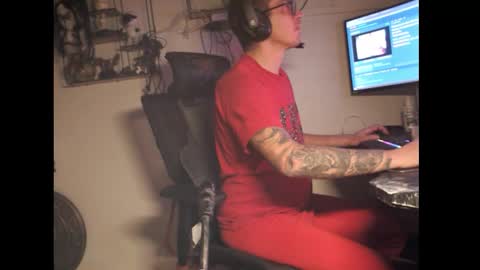 Snapshot of hotkinkytat chatting on December 4, 2025, 10:40 pm hotkinkytat online show from December 4, 2025, 10:40 pm