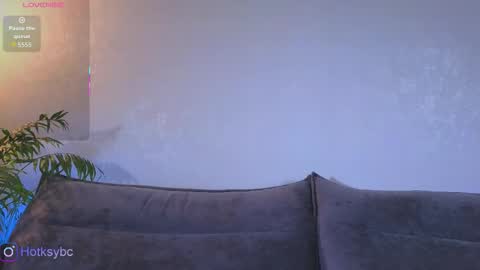 HotKsy online show from November 10, 2025, 6:40 pm