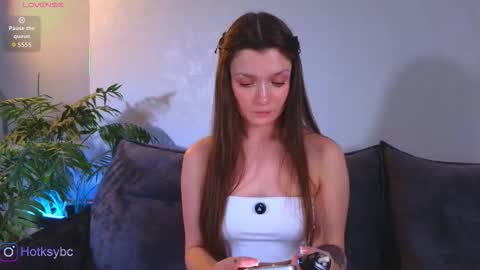 HotKsy online show from November 13, 2025, 7:02 pm