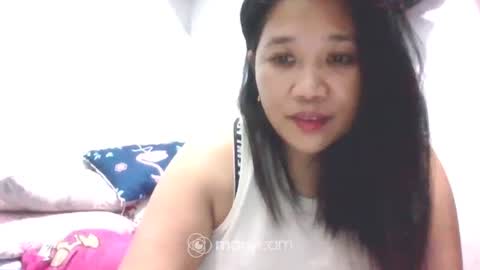 hotlavender online show from December 12, 2024, 4:37 am