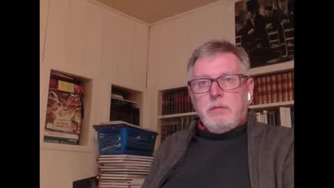 Snapshot of hotlux_54 chatting on December 22, 2024, 9:53 pm hotlux_54 online show from December 22, 2024, 9:53 pm