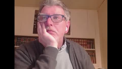 Snapshot of hotlux_54 chatting on March 7, 2025, 11:38 pm hotlux_54 online show from March 7, 2025, 11:38 pm