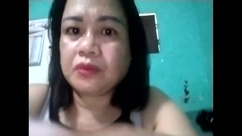 Snapshot of hotmama2325 chatting on October 25, 2025, 11:32 pm JOY online show from October 25, 2025, 11:32 pm