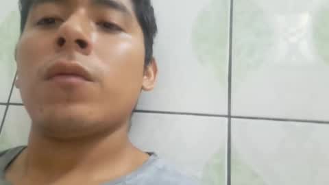 hotmen2000_ online show from February 4, 2025, 11:59 pm