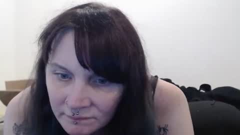 hotmodel1984 online show from January 8, 2026, 9:50 pm