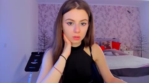 Snapshot of hotmolly_ chatting on February 13, 2026, 11:06 am hotmolly_ online show from February 13, 2026, 11:06 am