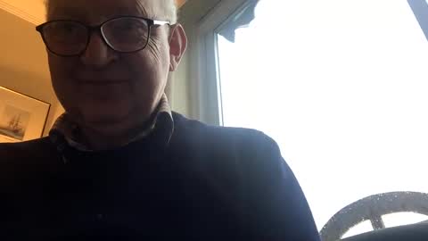 hotmuff99 online show from December 31, 2024, 1:30 pm