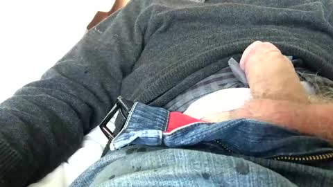 hotmuff99 online show from February 25, 2025, 4:31 pm