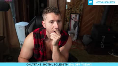 hotmuscles6t9 online show from October 11, 2025, 12:26 pm