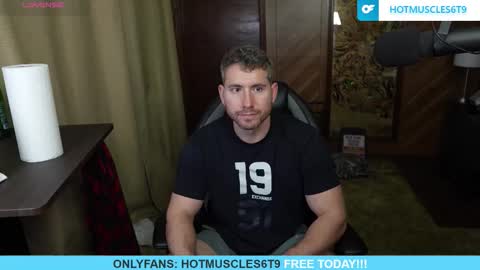 Snapshot of hotmuscles6t9 chatting on February 27, 2026, 12:43 am hotmuscles6t9 online show from February 27, 2026, 12:43 am