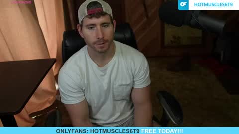 Snapshot of hotmuscles6t9 chatting on June 4, 2026, 2:34 pm hotmuscles6t9 online show from June 4, 2026, 2:34 pm