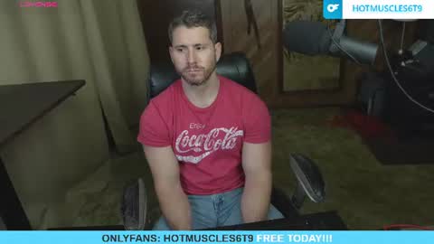 Snapshot of hotmuscles6t9 chatting on June 14, 2026, 2:24 am hotmuscles6t9 online show from June 14, 2026, 2:24 am