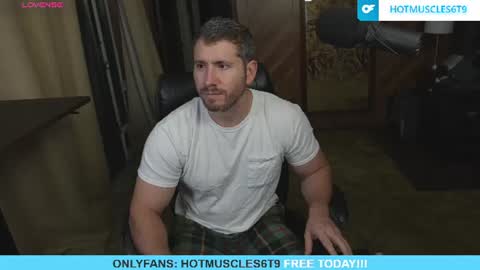 Snapshot of hotmuscles6t9 chatting on June 22, 2026, 2:57 am hotmuscles6t9 online show from June 22, 2026, 2:57 am